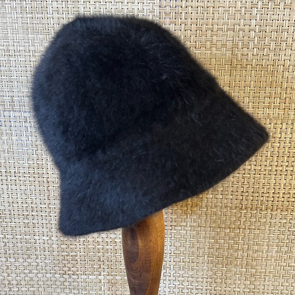 VTG 1990s Black Angora Bucket Hat by DNY - Picture 2 of 9